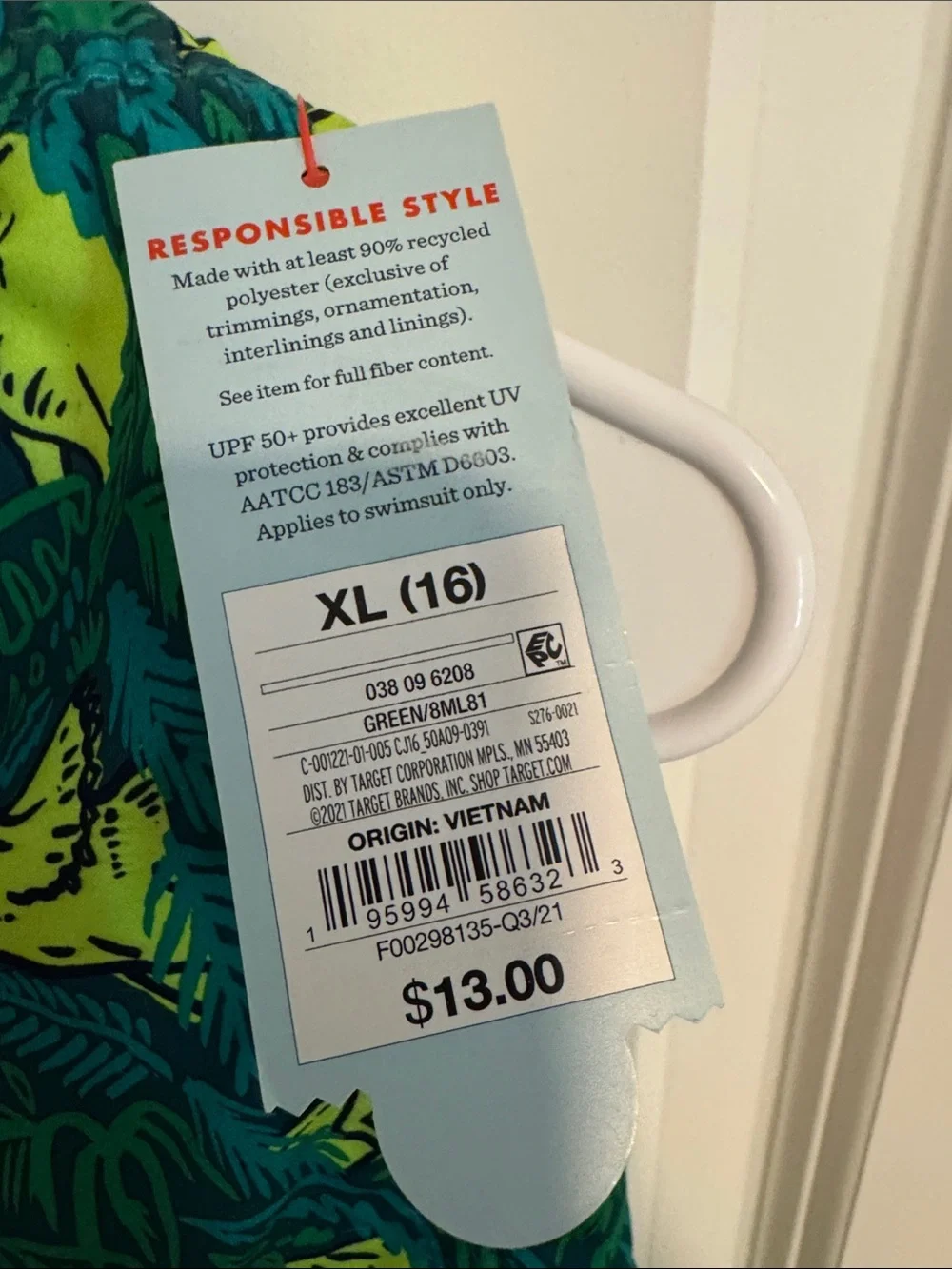 Cat & Jack boys swim trunks NWT and rashguard EUC